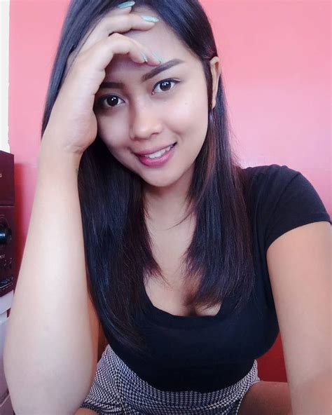 cewek montok bugil|Cewek cantik tetek montok colmex live